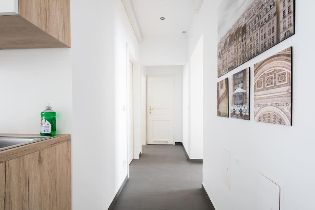 Orestaliving - 2Br On The Danube Canal Wien Exterior foto